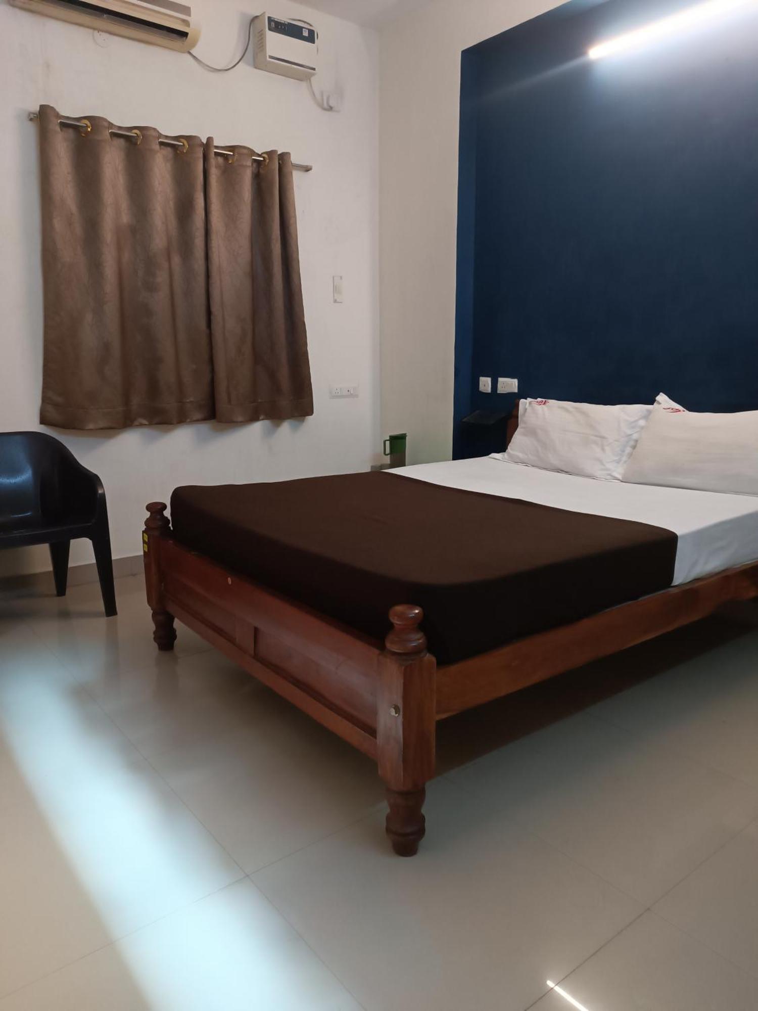 Hotel Sk Galaxy 2*
